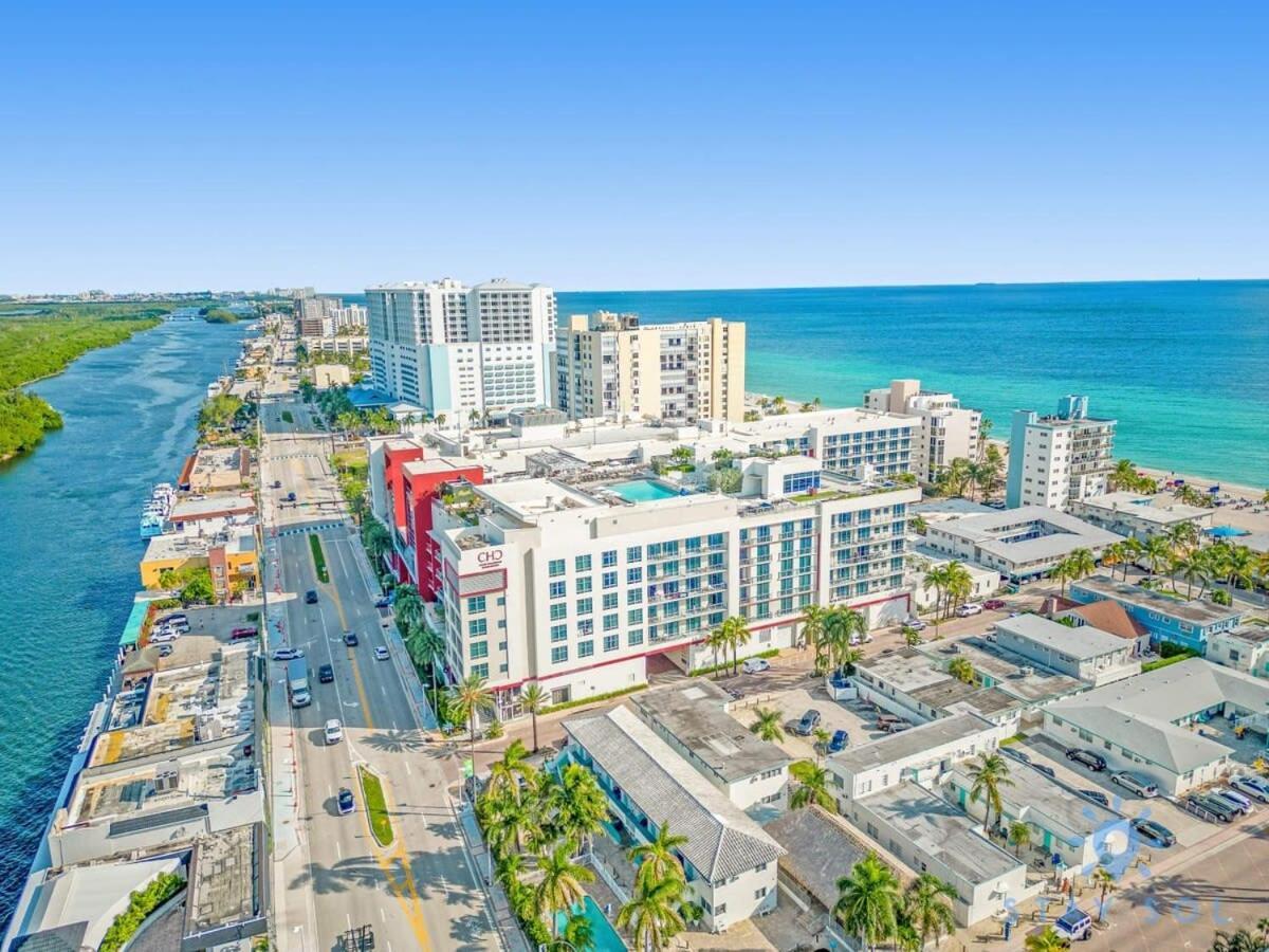 Rooftop Pool & Hot Tub - Gym - Hollywood Beach ภายนอก รูปภาพ
