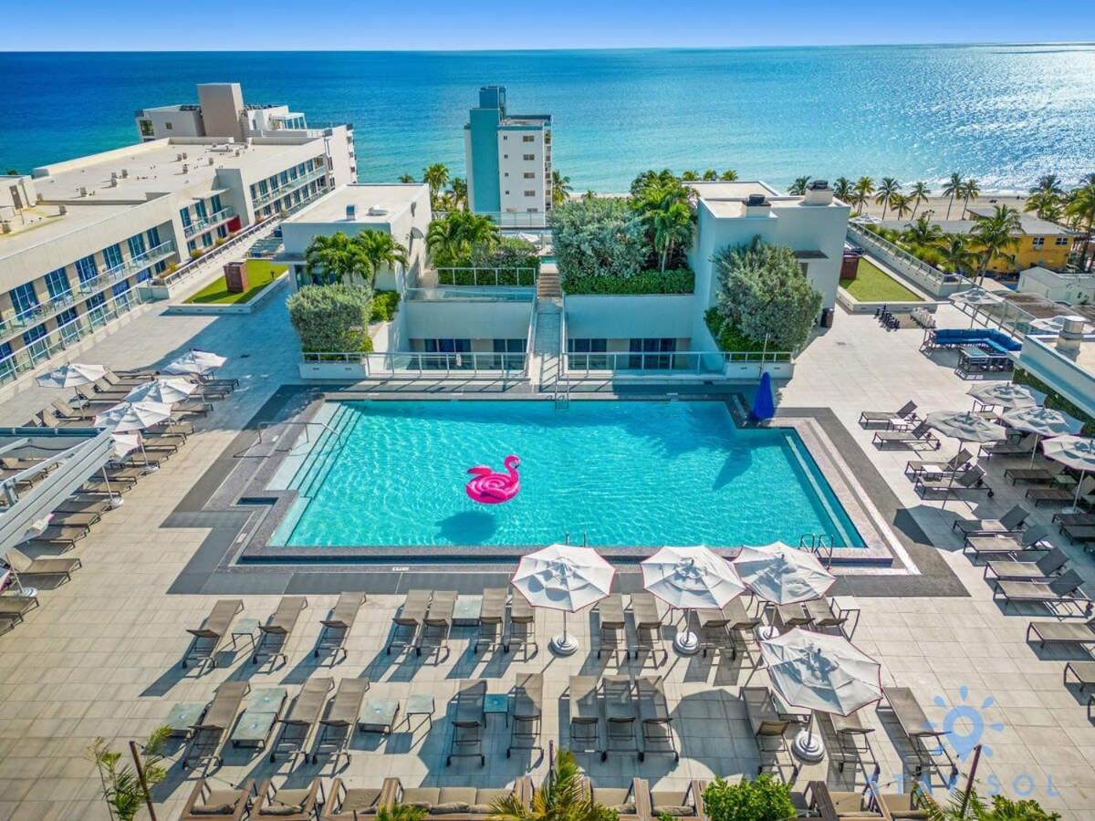 Rooftop Pool & Hot Tub - Gym - Hollywood Beach ภายนอก รูปภาพ